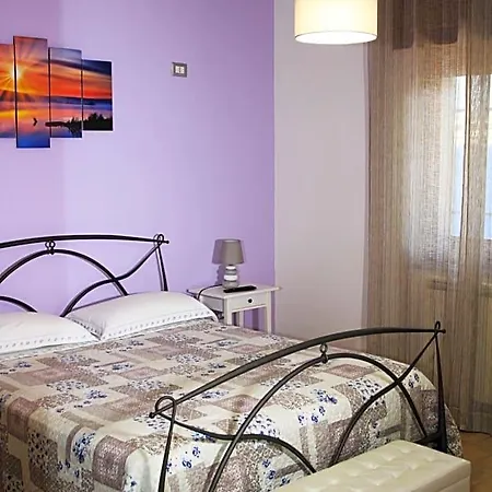 Dimora Pompeiana Bed & Breakfast 3*